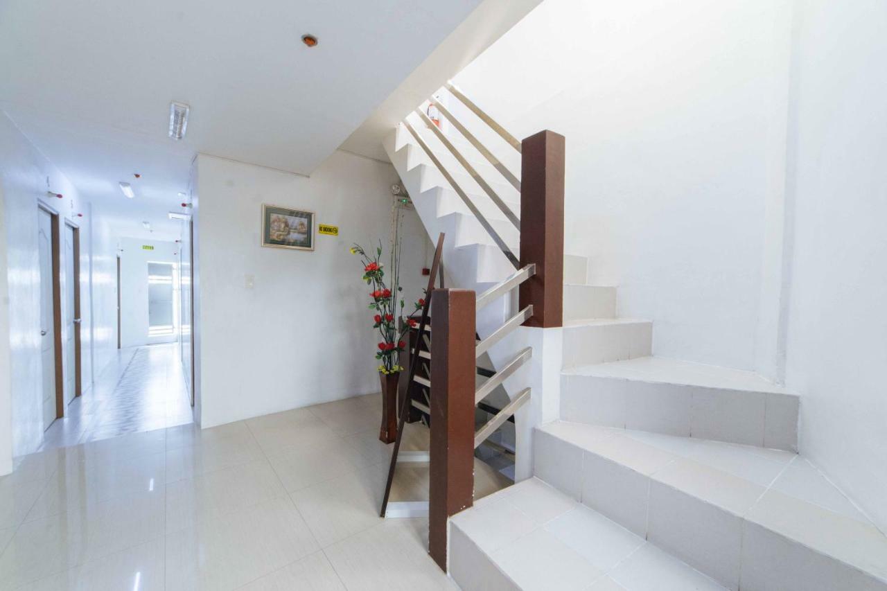 Reddoorz At San Antonio Binan Laguna Exterior foto
