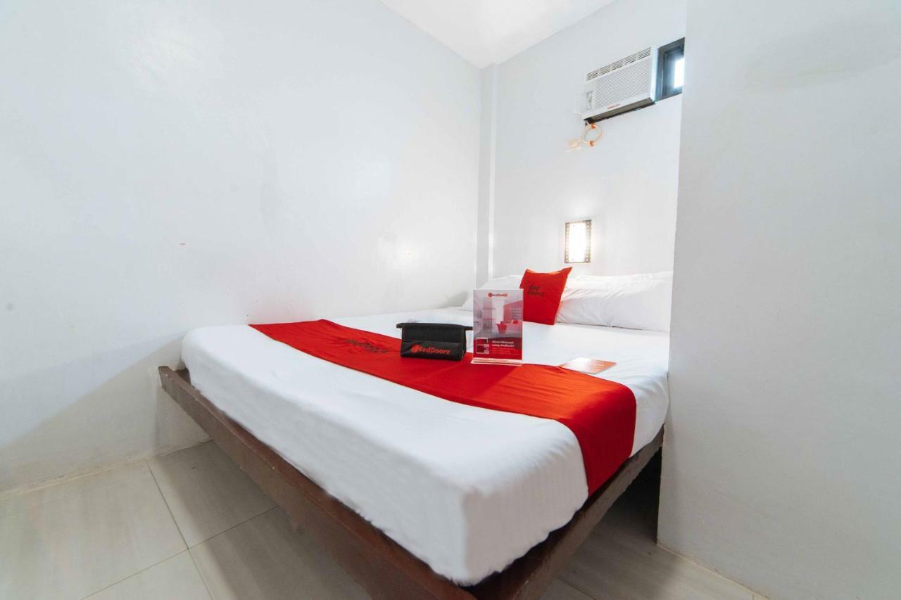 Reddoorz At San Antonio Binan Laguna Exterior foto